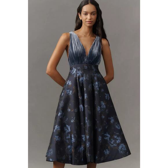 Anthropologie Dresses & Skirts - New Anthropologie Maeve V-Neck Velvet Jacquard A-Line Midi Dress $248 SIZE 8